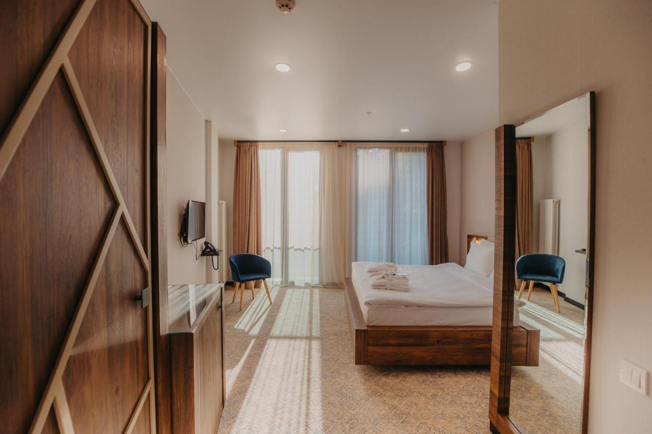 Capo Verde Hotel 바투미 외부 사진