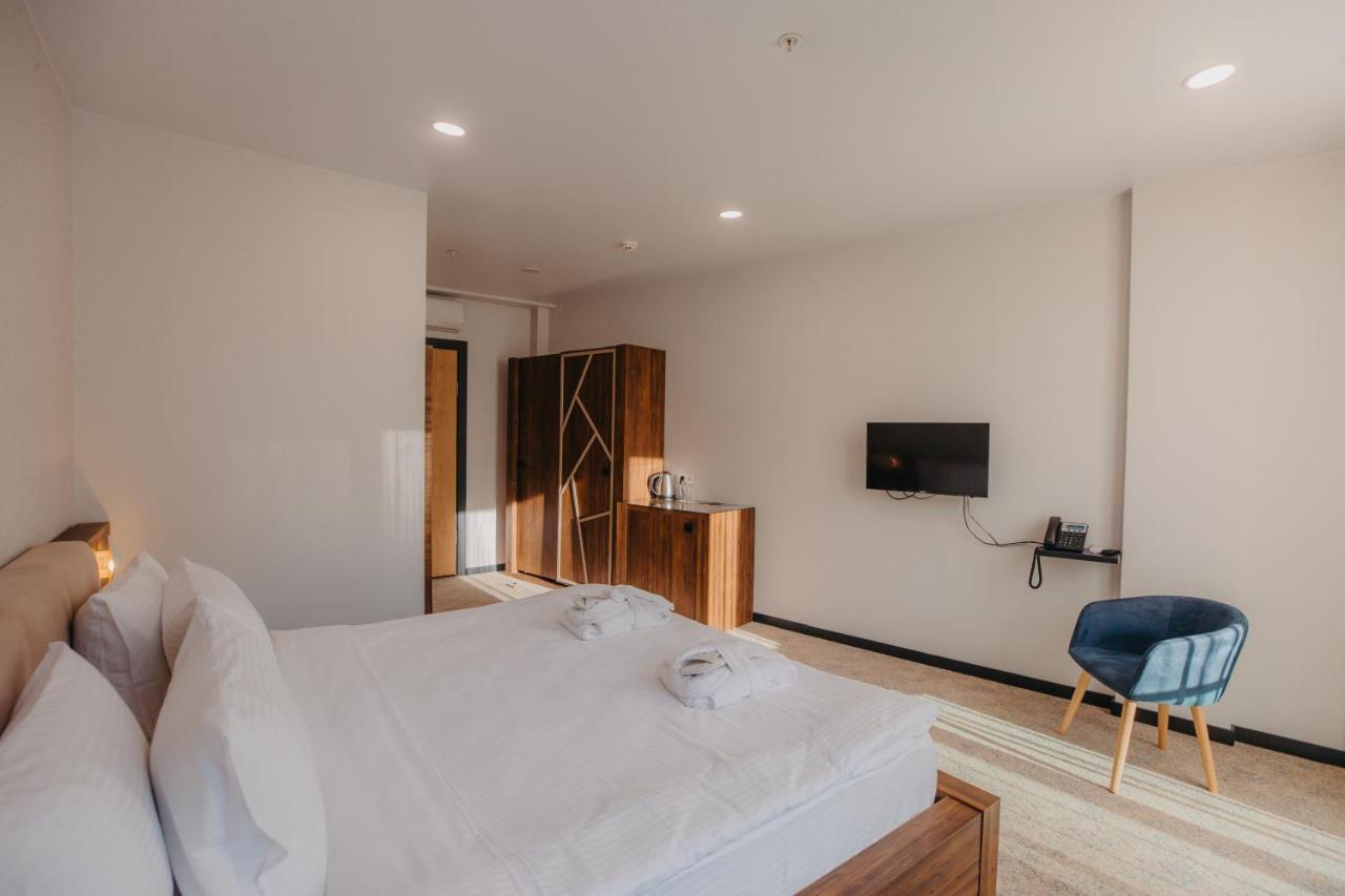 Capo Verde Hotel 바투미 외부 사진