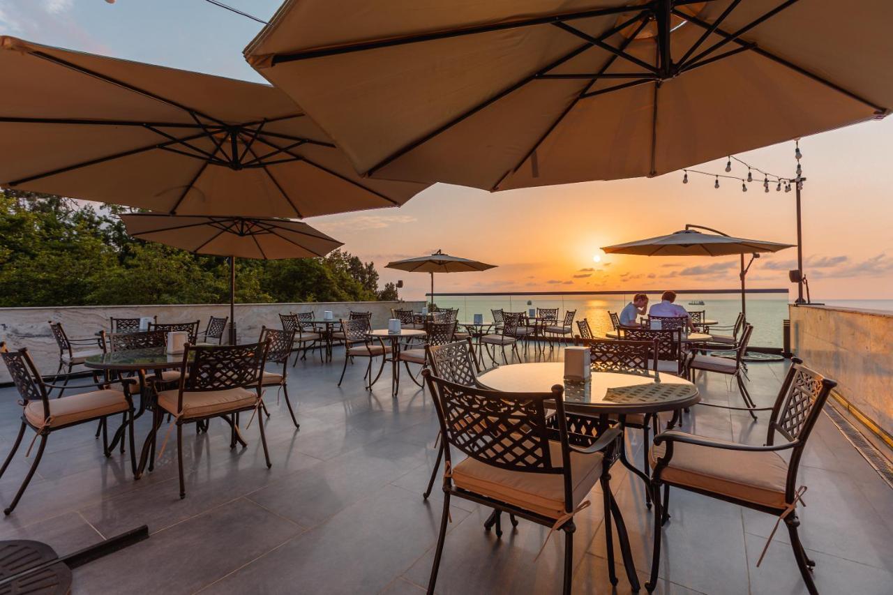 Capo Verde Hotel 바투미 외부 사진
